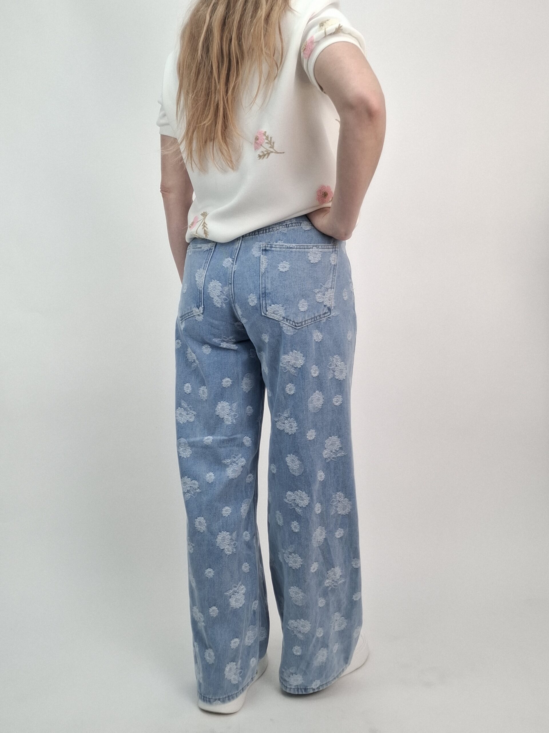 Spodnie Jeansy Wide Leg Floral Denim w rozmiarach - obrazek 3