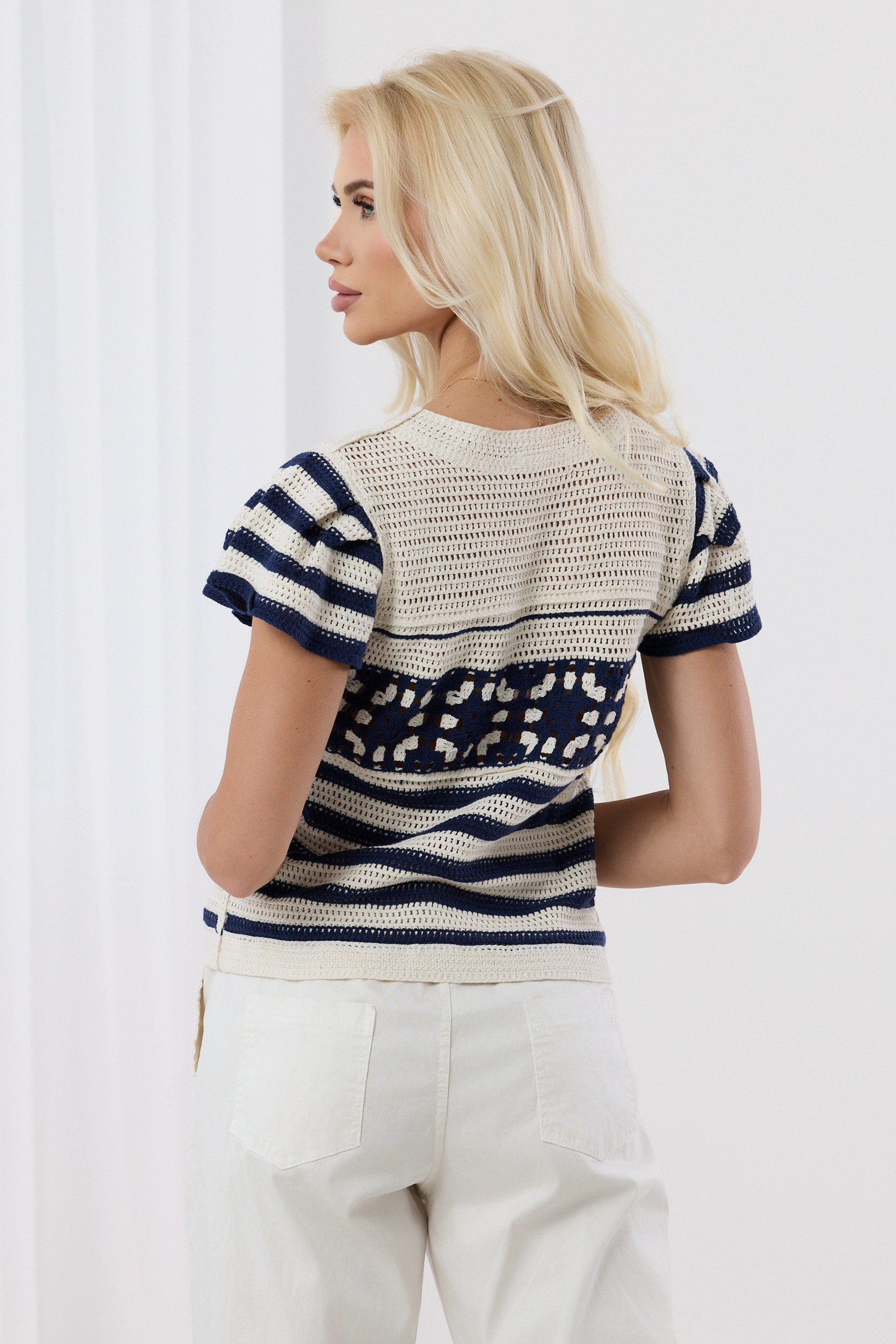 Ażurowa Bluzka Boho z Crochetowym Panelem - obrazek 3